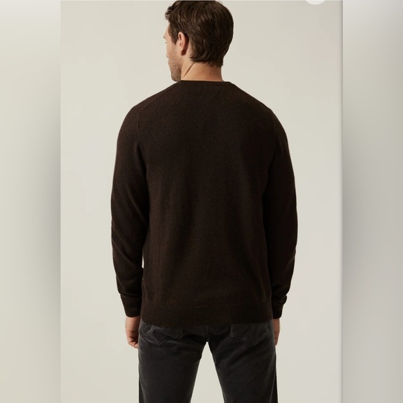 Jos. A Bank XL 100% Cashmere Crew Neck Sweater in Dark Chocolate Brown - Picture 4 of 7